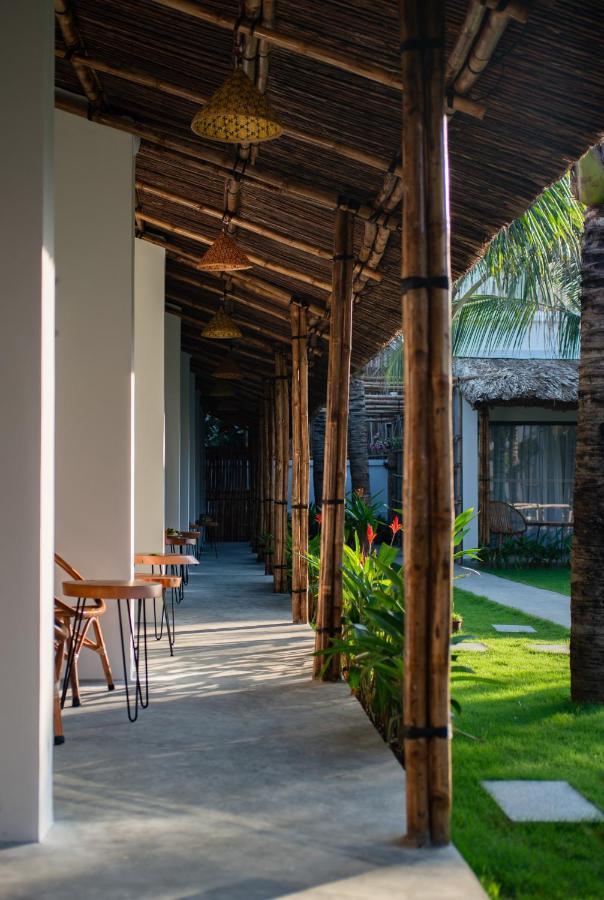 Sala Tuy Hoa Beach Hotel Eksteriør billede